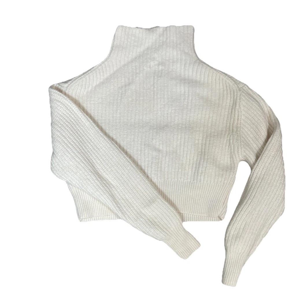 Wilfred 100% Merino Wool Cropped Sweater - Picture 3 of 6